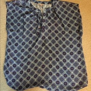 Light weight Roz and Ali Blouse